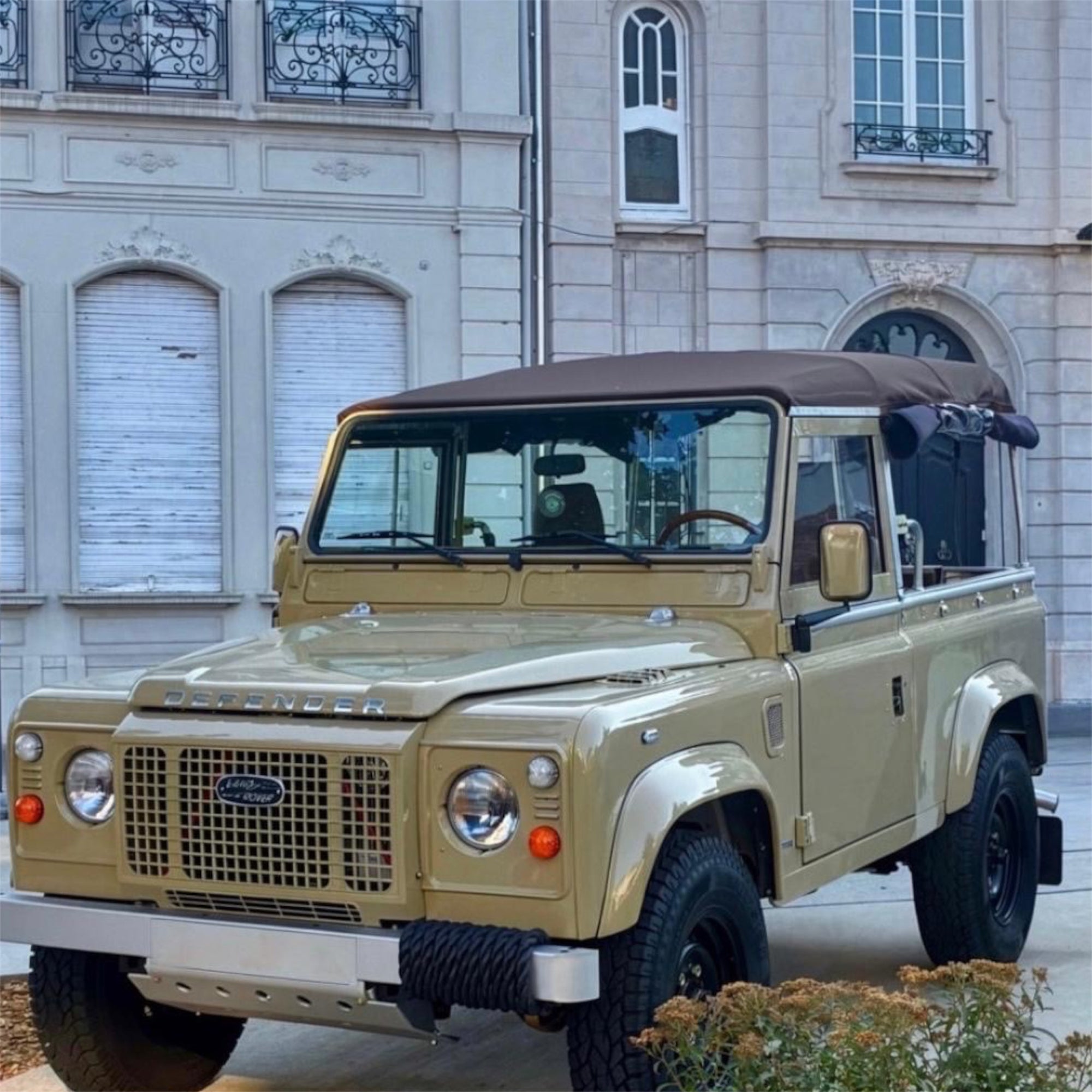 90" - Full Hood - With Side Windows &amp; Blinds (FYSW) - Land Rover Defender - (No NAS)