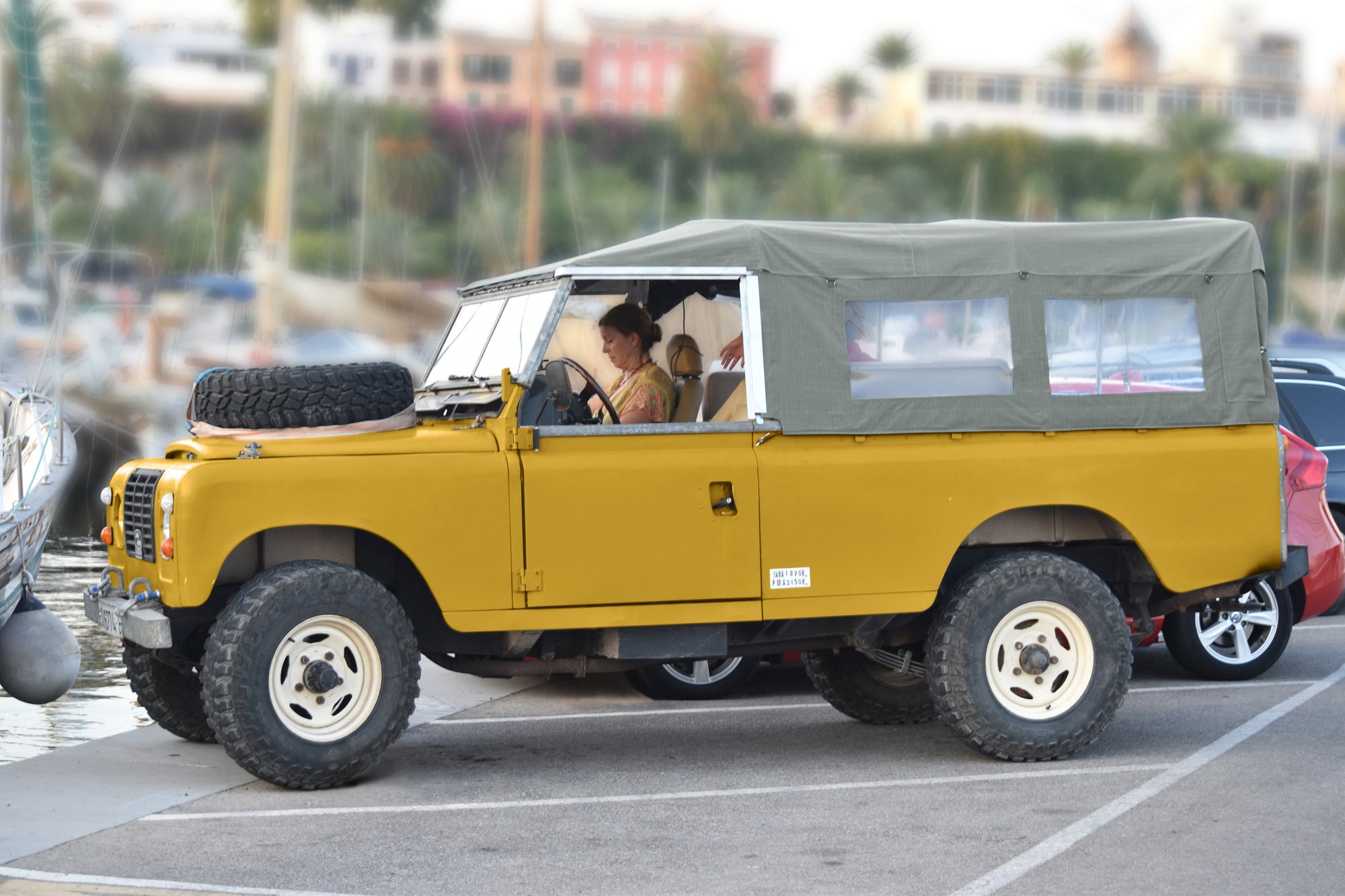 109&quot; - Land Rover Series - Full Hood - No Side Windows (NSW)