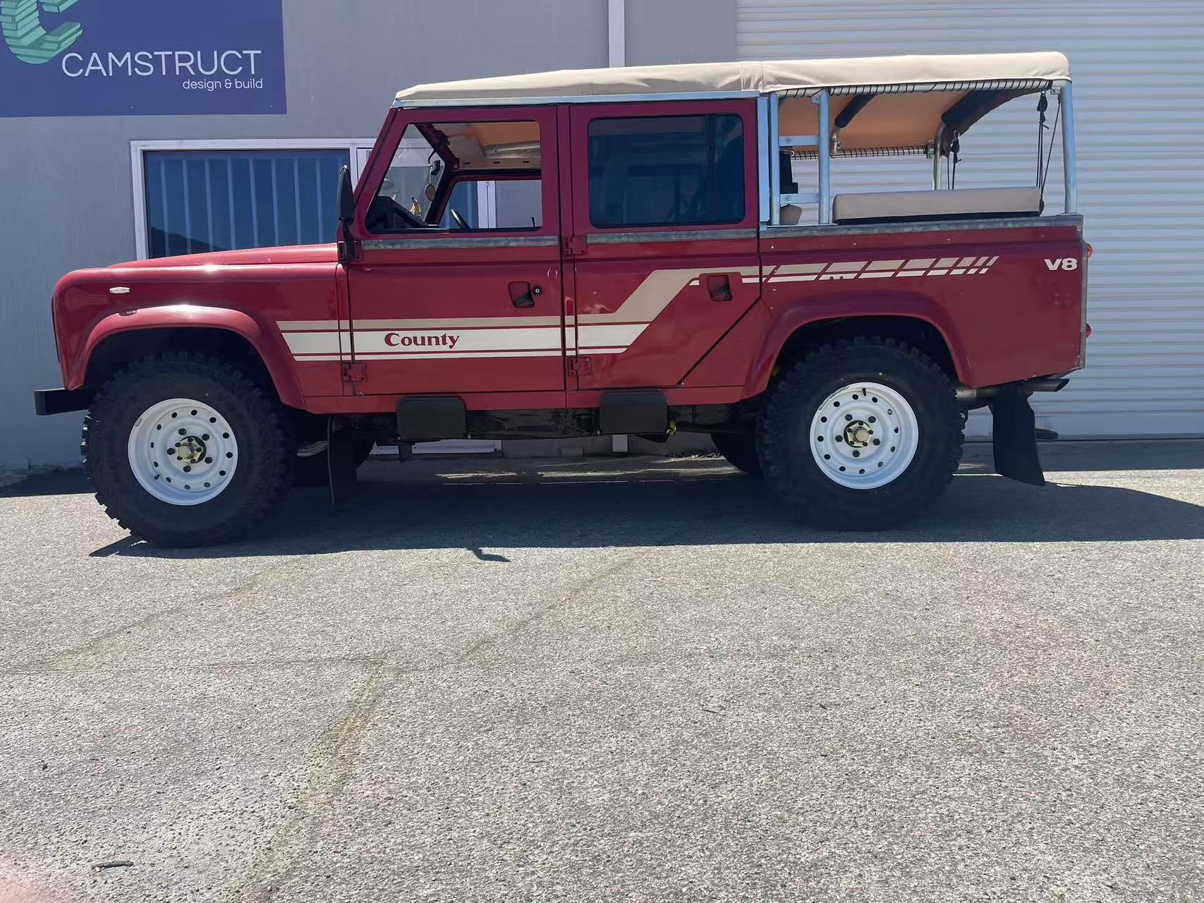 Land Rover Defender 110 Bimini Sand