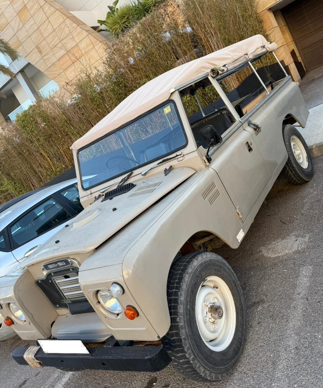 109&quot; - Land Rover Series - Full Hood - No Side Windows (NSW)