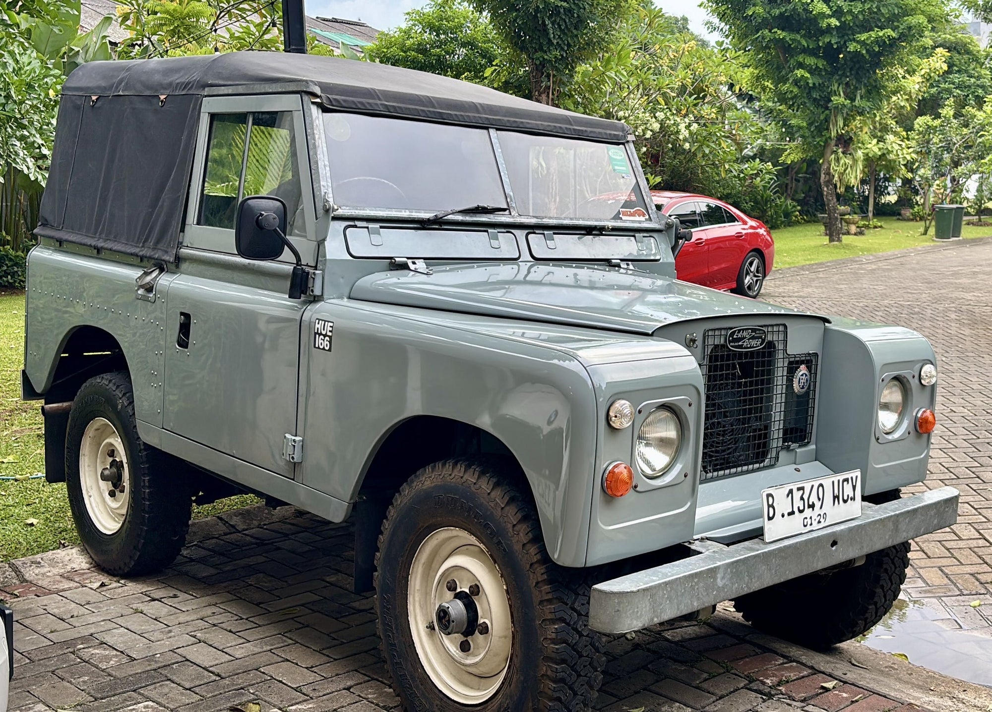 88&quot; - Land Rover Series - Full Hood - With Side Windows (WSW)
