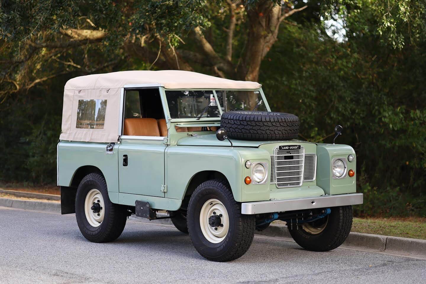 88&quot; - Land Rover Series - Full Hood - With Side Windows (WSW)