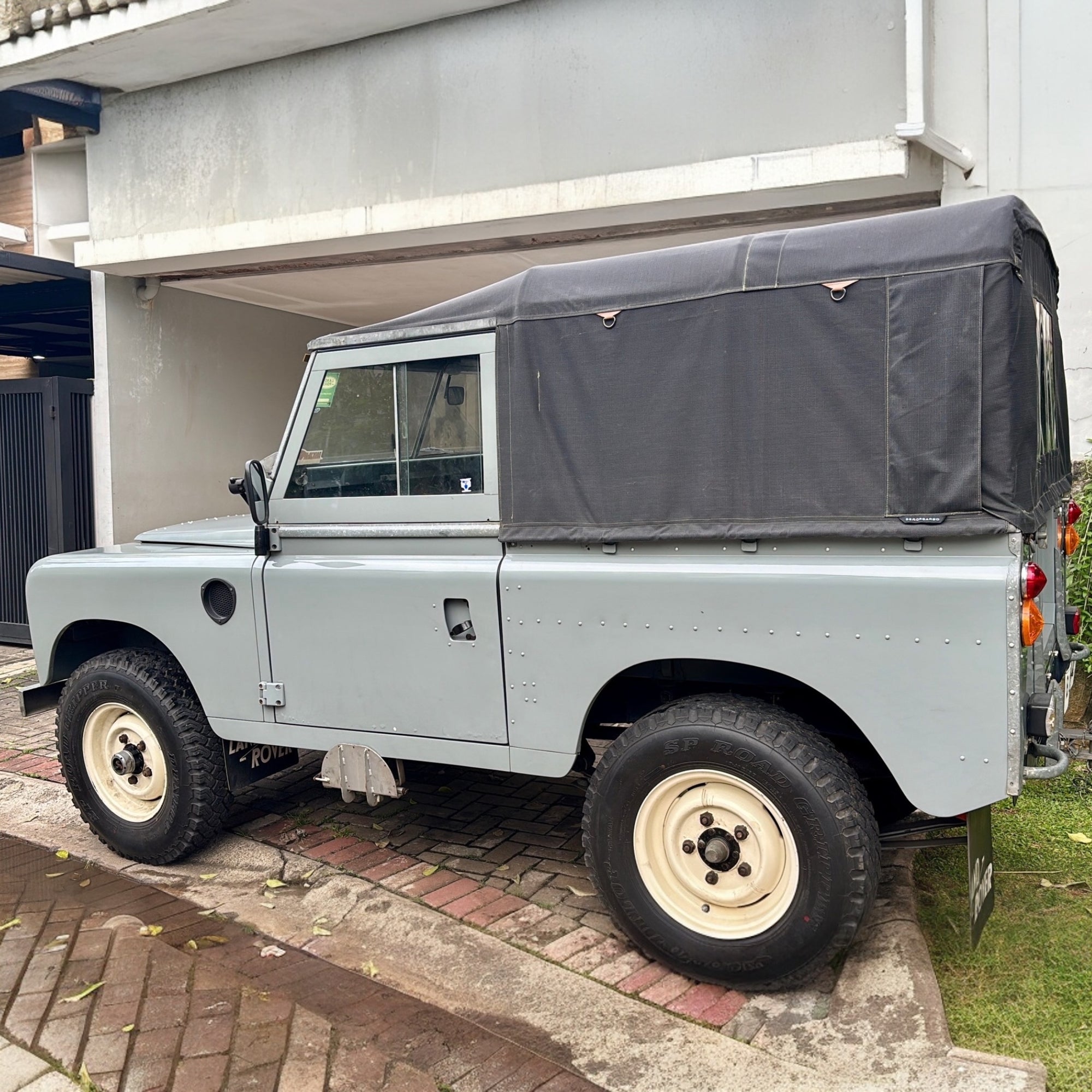 88" - Full Hood - No Side Windows (NSW) - Land Rover Series