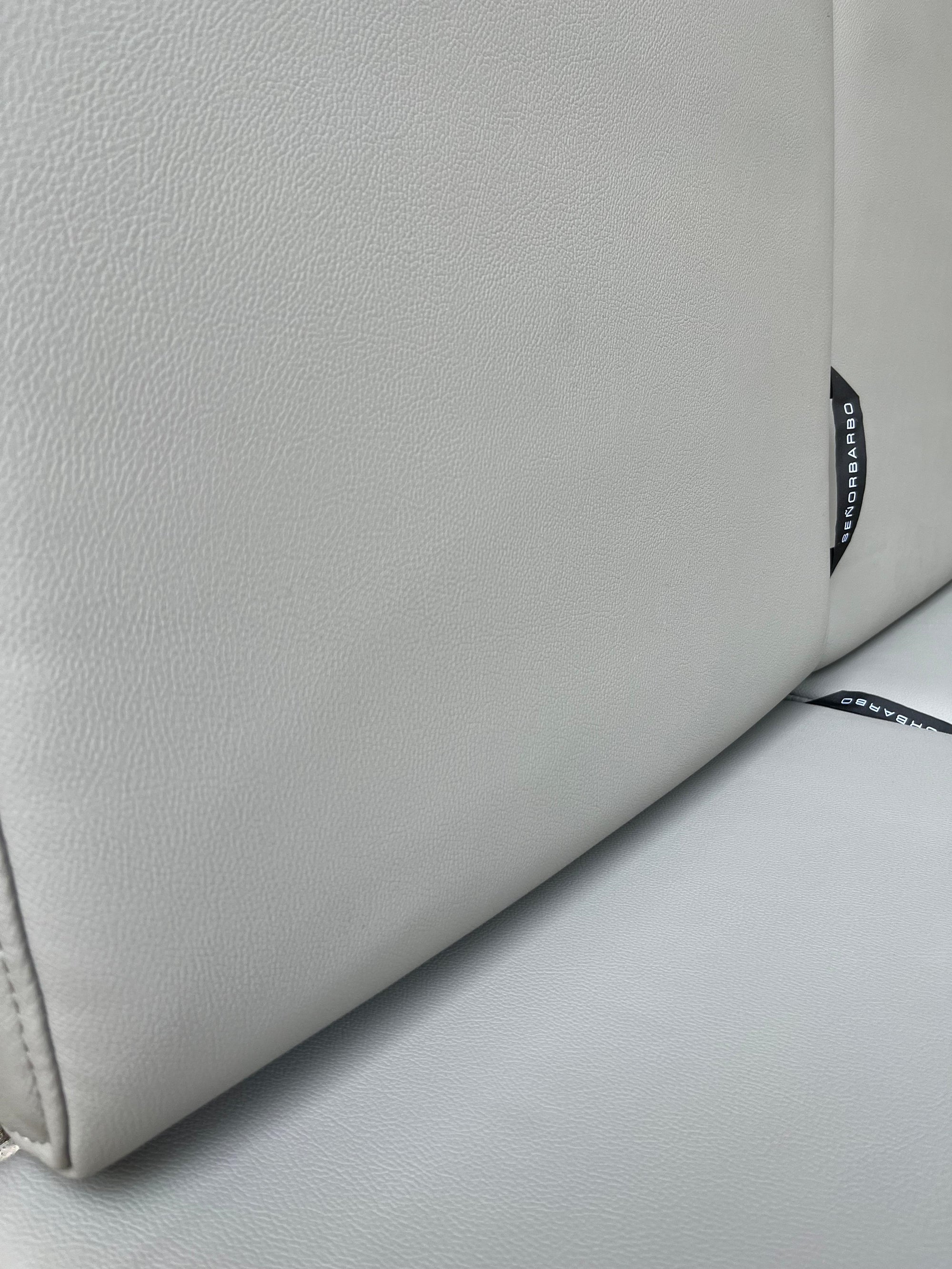 STANDARD - Complete Classic Seats - Front - Land Rover  SERIES - (3 SEATS SET)